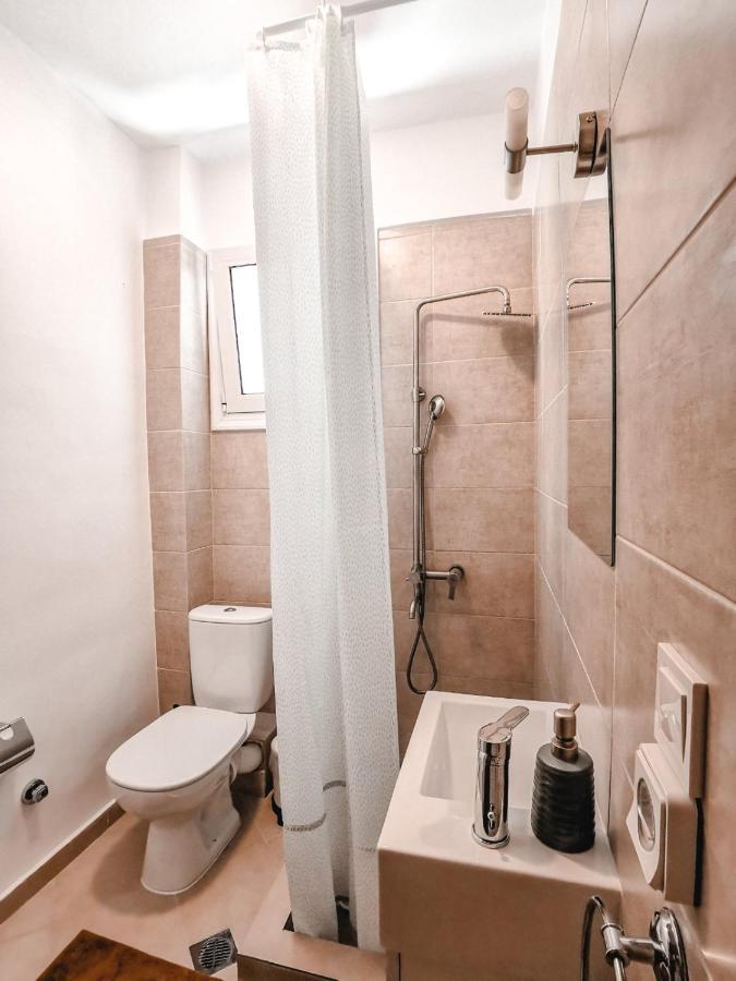 Tip Top Apartment Chalkida Exterior photo